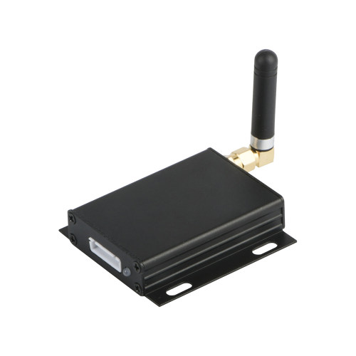 LoRa6102Pro : Modem LoRa de petite taille 1 W avec une forte capacité anti-interférence et une protection ESD