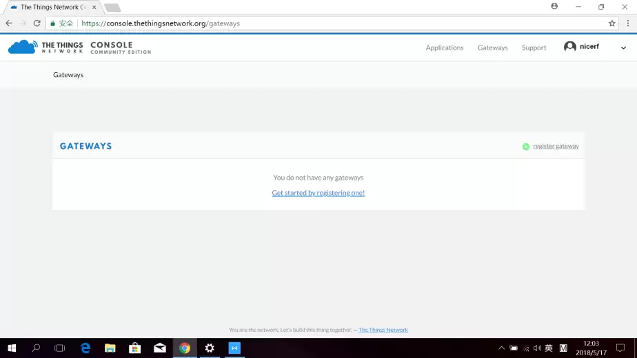 Cliquez sur PASSERELLES pour enregistrer une passerelle LoRaWAN