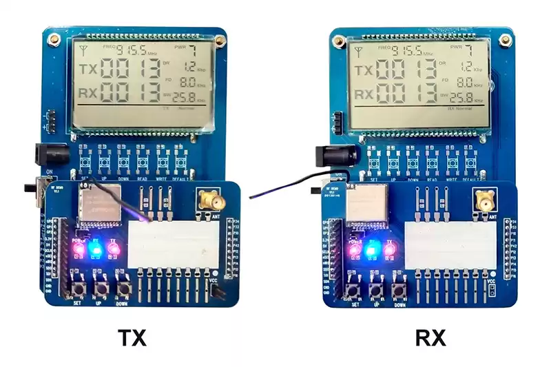 Allumez et configurez les deux modules RF Cartes DEMO RF4463PRO